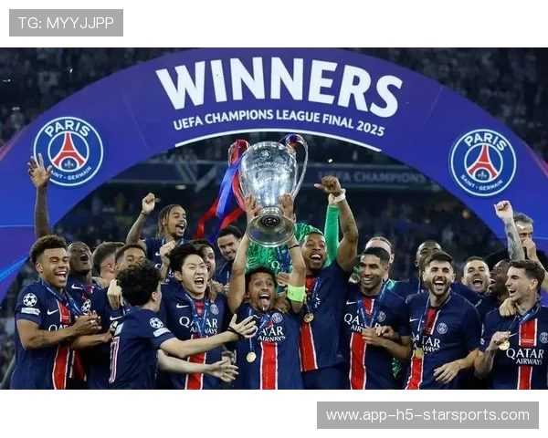 巴黎帽子戏法主宰夜晚，热刺遭痛击