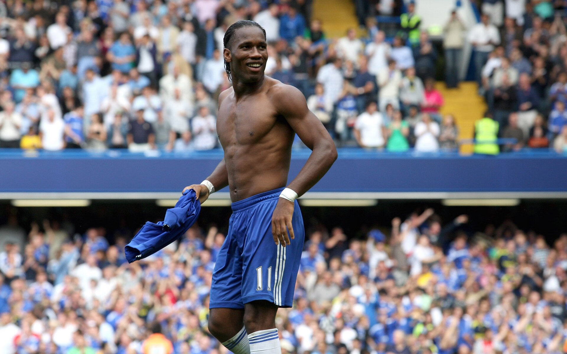 星空娱乐官网首页-巴黎圣日耳曼三连胜，姆巴佩状态火热，巴黎圣日耳曼球迷